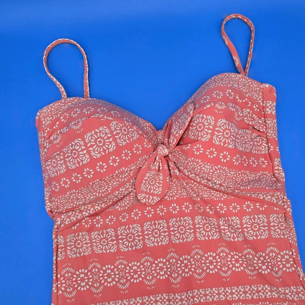 NEW NWOT Robin Piccone one-piece Swimsuit Vibrant Coral & Tan Pattern Size 8 - Picture 2 of 5